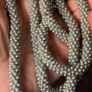 Vtg Silver tone Tony beaded Necklace 17.5” from neck to bottom of necklace
